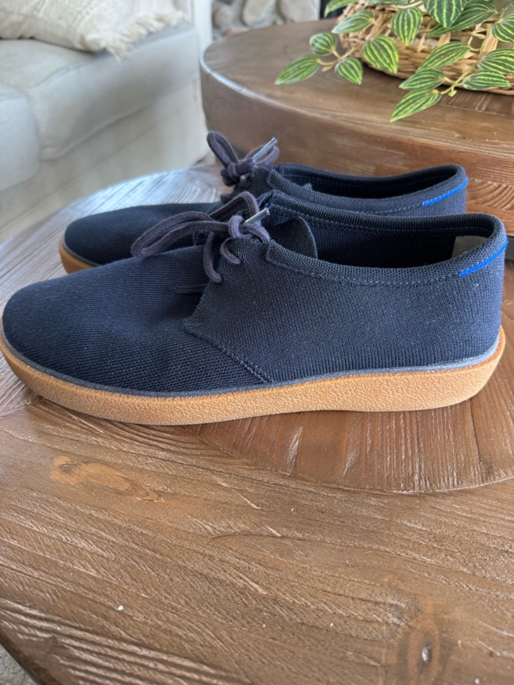Rothy’s Men's Casual Navy Knit Lace-Up Shoes with Gum Sole Sz 11.5